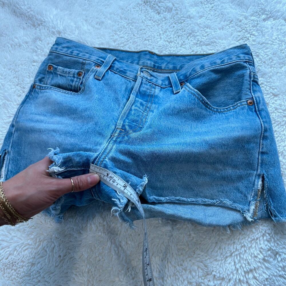 Levis 501 HR Cut Off Denim Shorts 28 Boho Festival Beach Indie Summer Resort - Picture 4 of 6